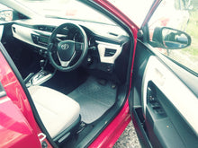 Load image into Gallery viewer, Toyota Corrolla 2016