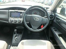 Load image into Gallery viewer, Toyota Axio (2016)