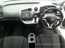 Load image into Gallery viewer, Honda Stream (2010)