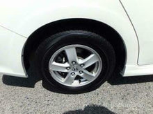 Load image into Gallery viewer, Honda Stream (2010)